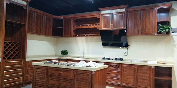 选择全铝衣柜橱柜柜和安装细节时应该注意什么?